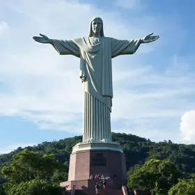maior estátua de Cristo do mundo