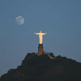 registro lua Cristo Redentor
