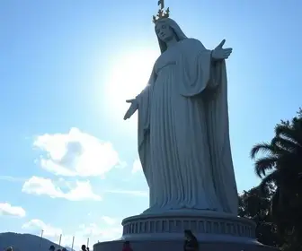 Estátua de Nossa Senhora Aparecida